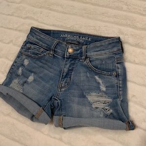 Stretchy american eagle shorts.